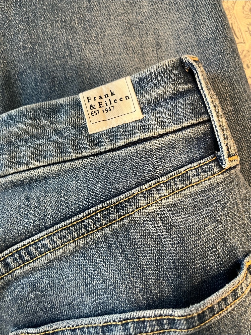 Frank & Eileen Derry Raw Hem Straight Leg Jeans – Size 26 - Picture 5 of 8